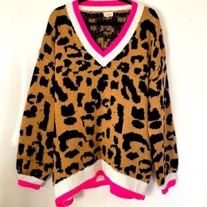 Leopard Sweater - XXL - Cute & Super Warm